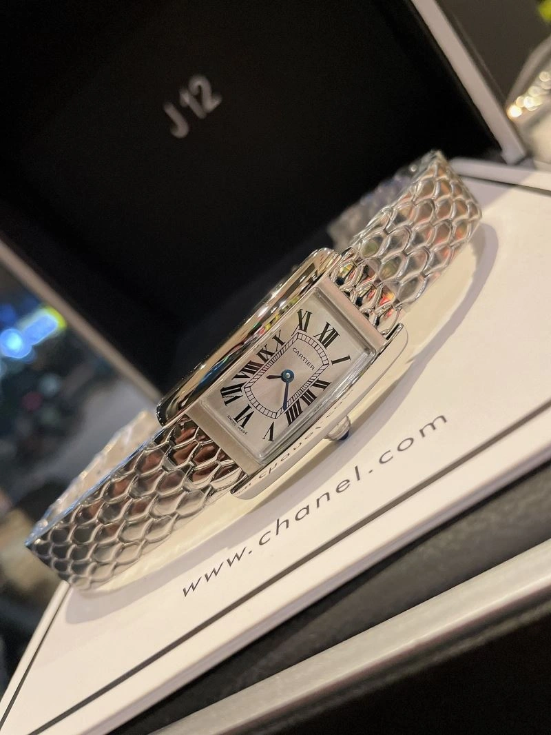 FashionForward CARTIER Watches 178560
