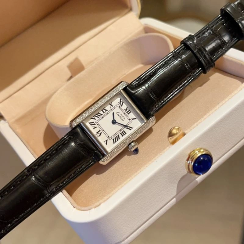 Classic CARTIER Watches 178556