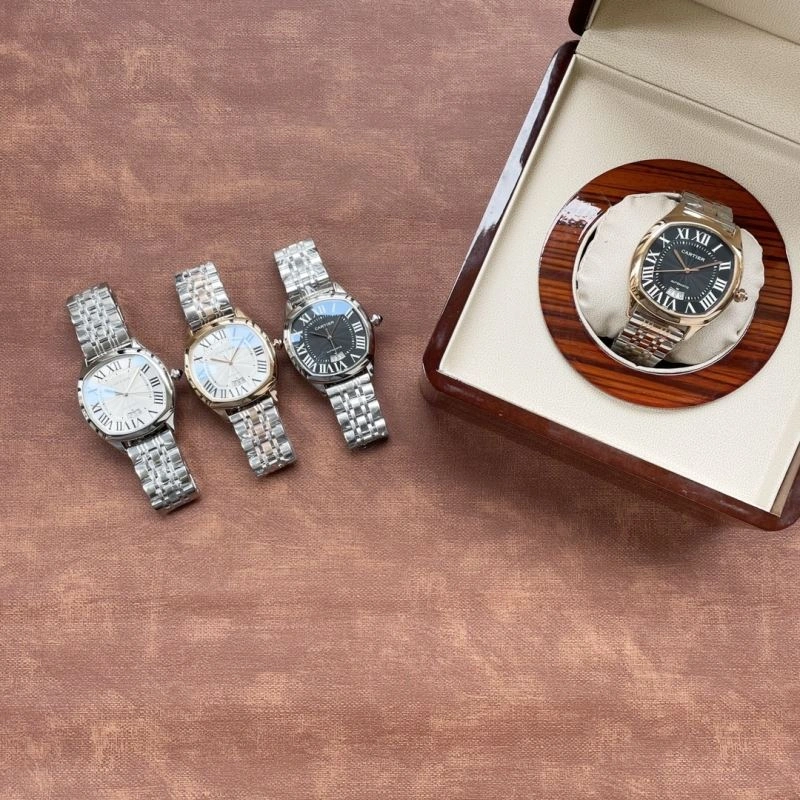 Sporty CARTIER Watches 179428