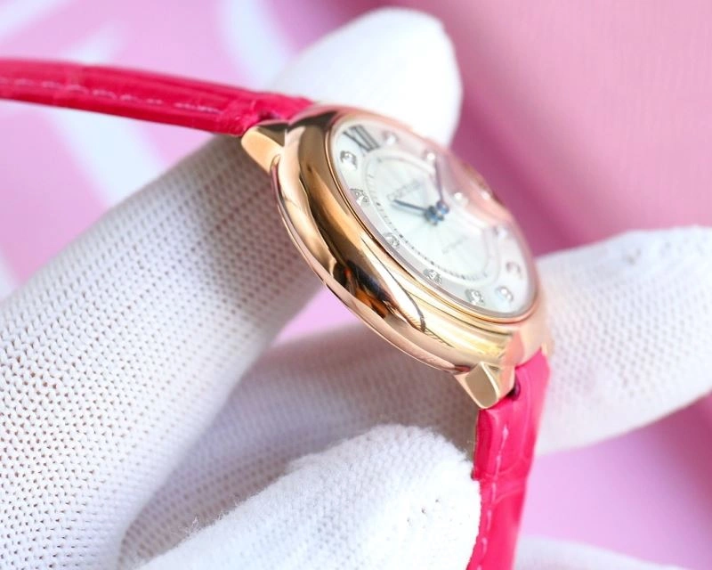 DailyWear CARTIER Watches 179204