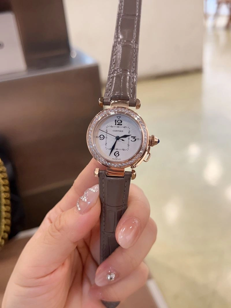 UrbanChic CARTIER Watches 179209