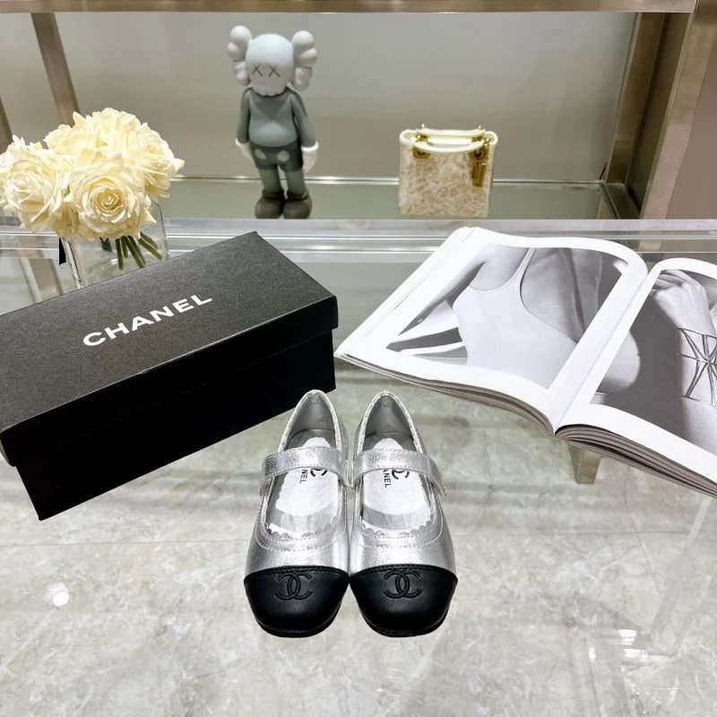 Packable CHANEL SHOES 30294