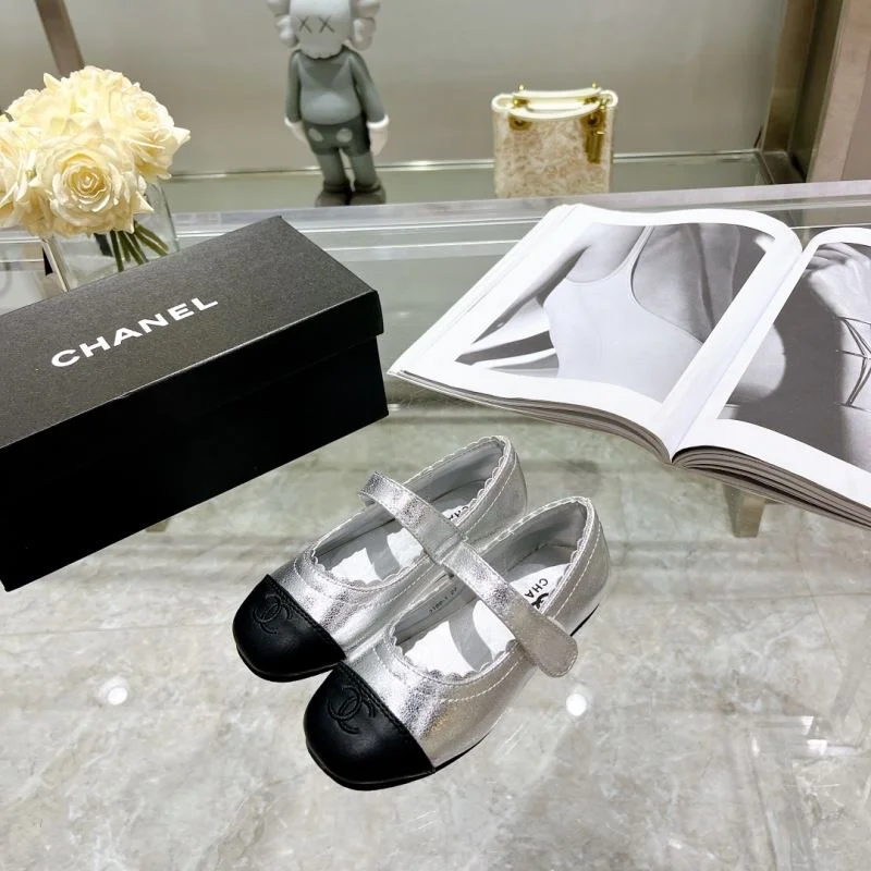 Packable CHANEL SHOES 30294