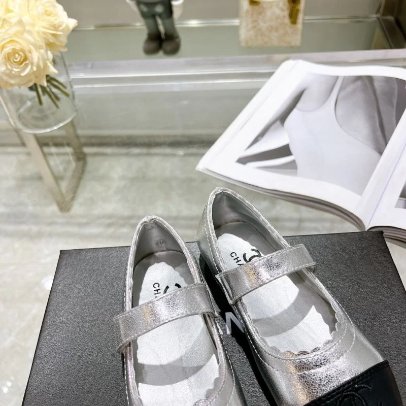 Packable CHANEL SHOES 30294