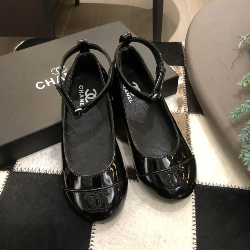 Sustainable CHANEL SHOES 30278