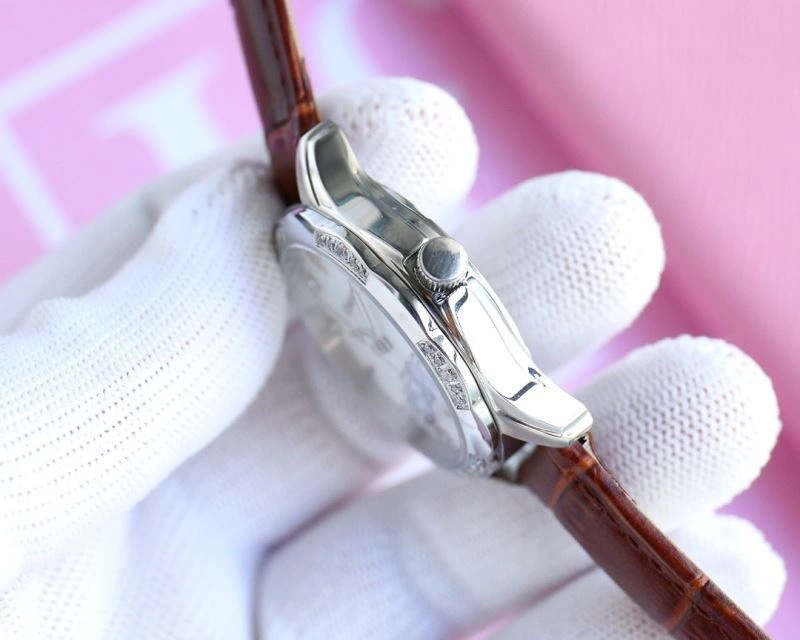 CHANEL Watches Elegant 181704