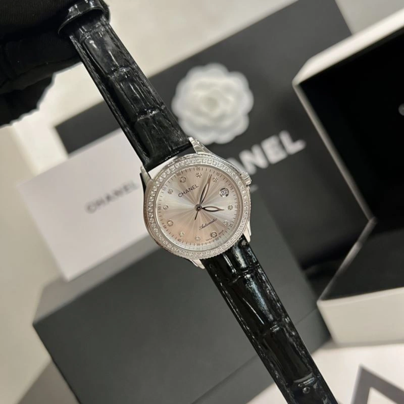 WrinkleFree CHANEL Watches 181680