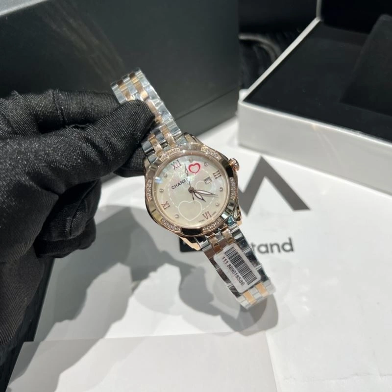 TimelessDesign CHANEL Watches 181674