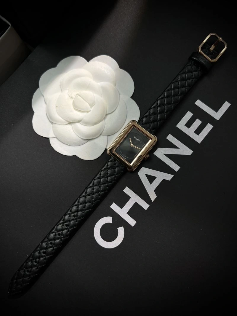 CHANEL Watches Snug 181652