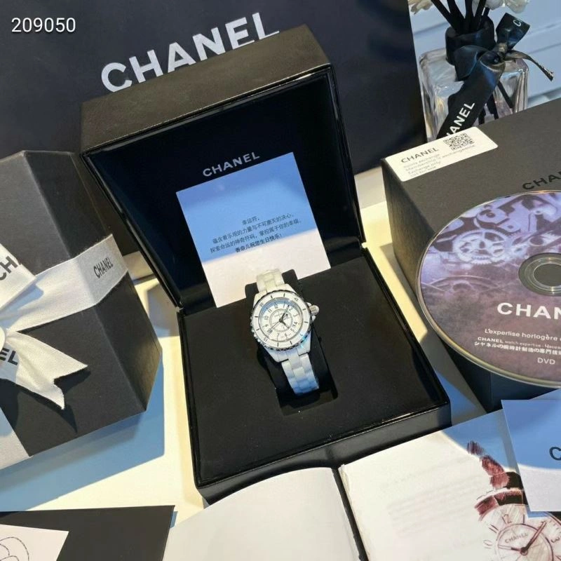 Elegant CHANEL Watches 181653