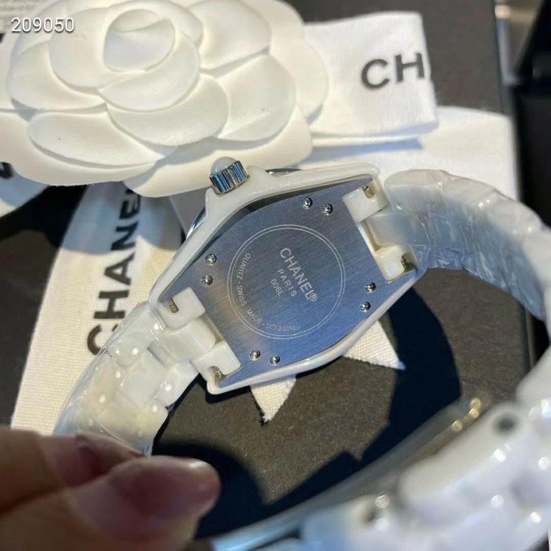 Elegant CHANEL Watches 181653