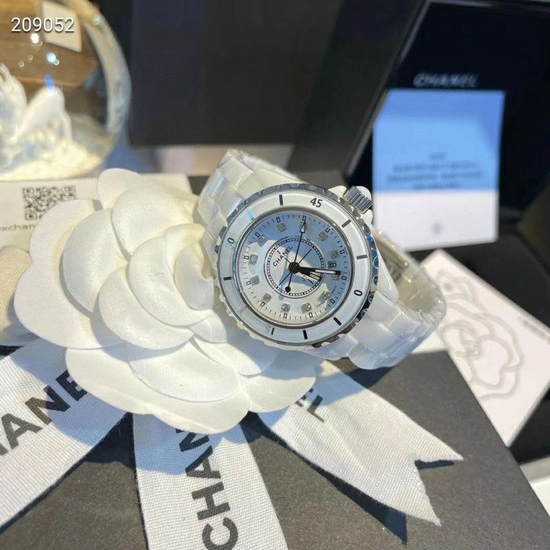 CHANEL Watches FashionForward 181651