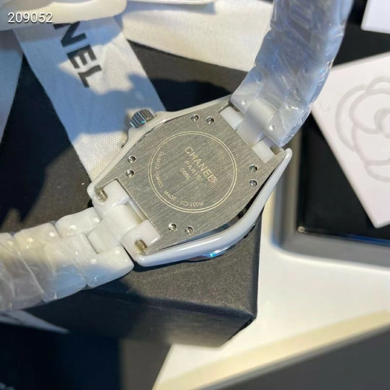 CHANEL Watches FashionForward 181651