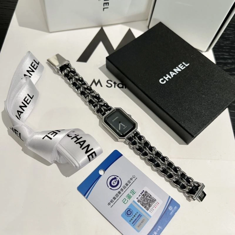CHANEL Watches Snug 181593