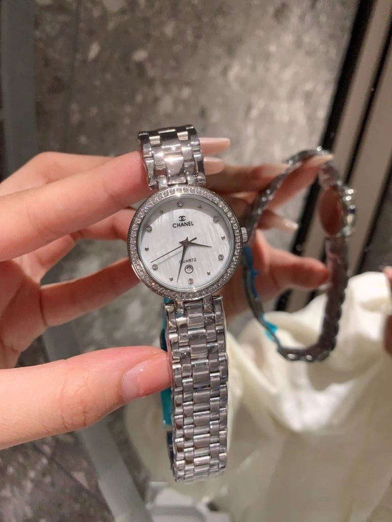 Comfortable CHANEL Watches 181582