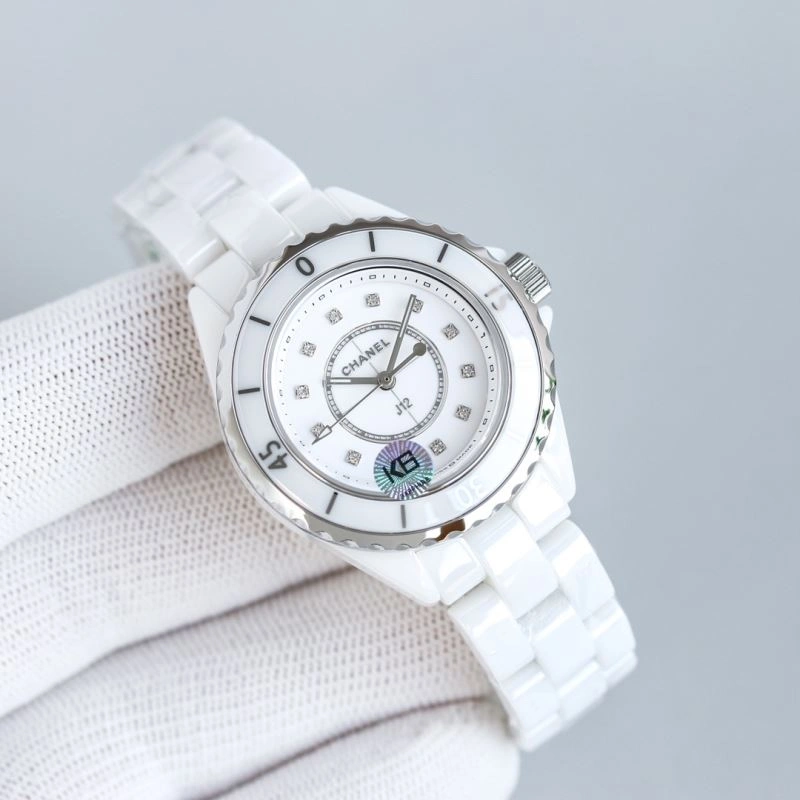 Sleek CHANEL Watches 181569