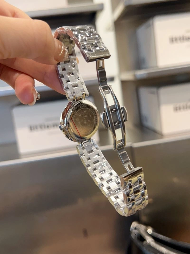 MoistureWicking CHANEL Watches 181577