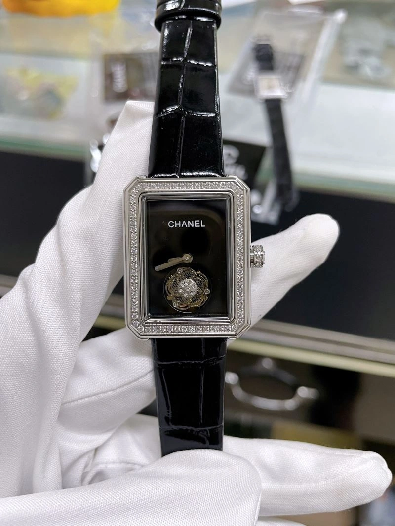 Comfortable CHANEL Watches 181551