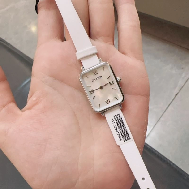CHANEL Watches Fashionable 181525