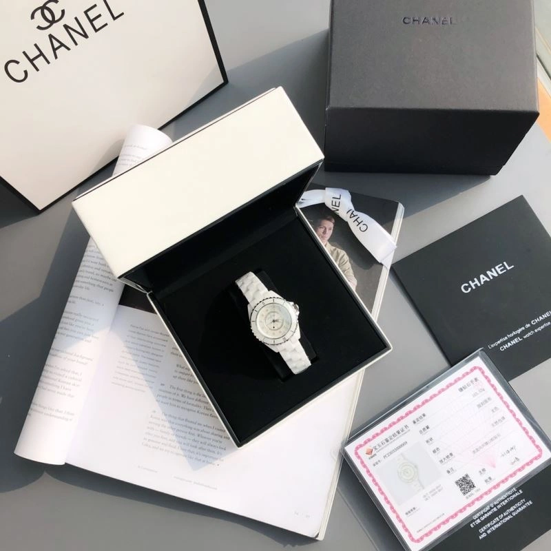 CHANEL Watches Stylish 181513