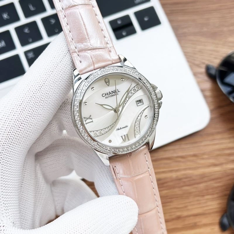 Classic CHANEL Watches 181471