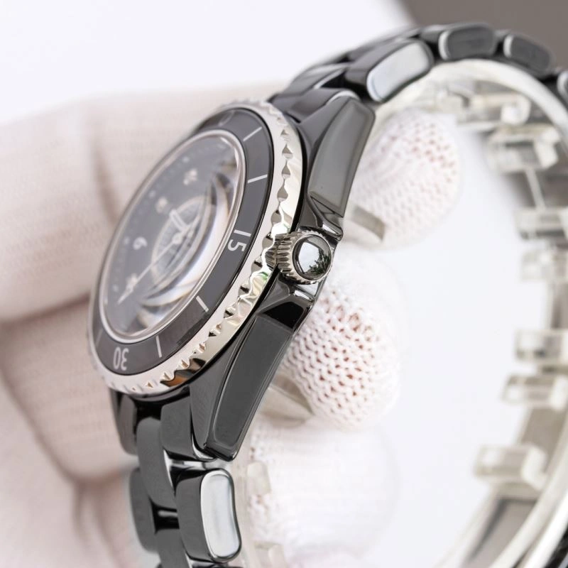 Lightweight CHANEL Watches 181460