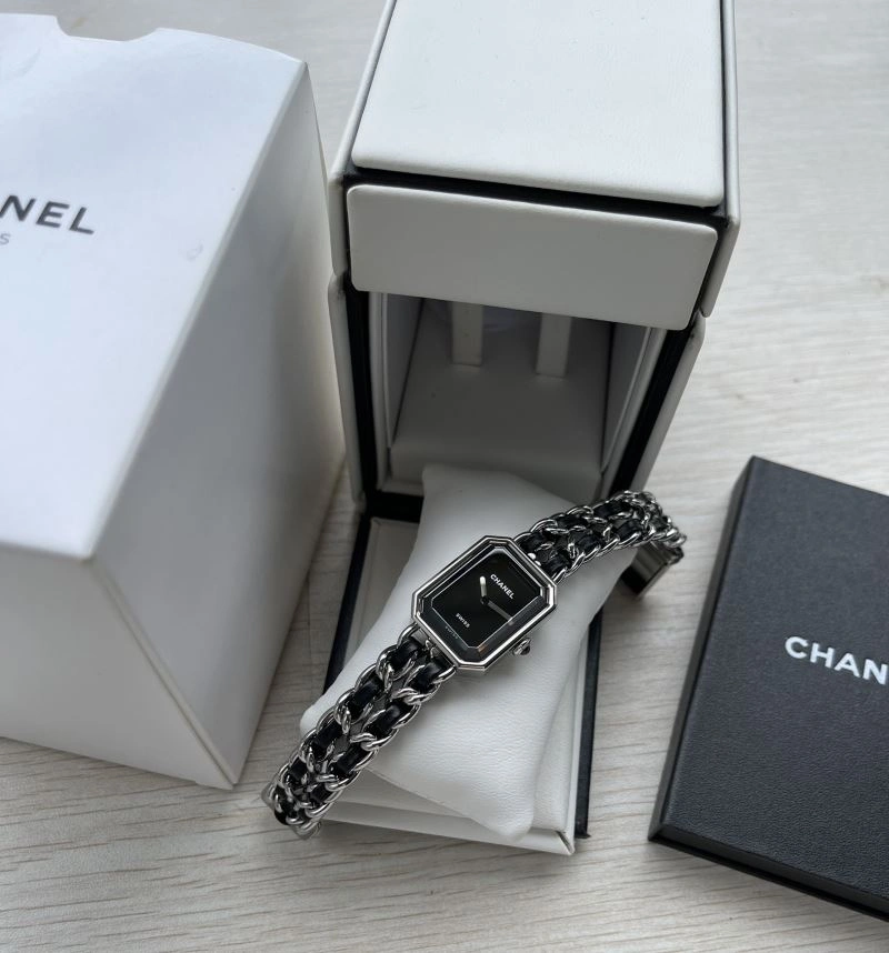 EyeCatching CHANEL Watches 181437