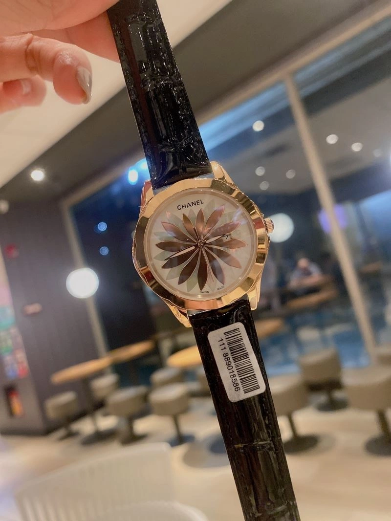 Durable CHANEL Watches 181436