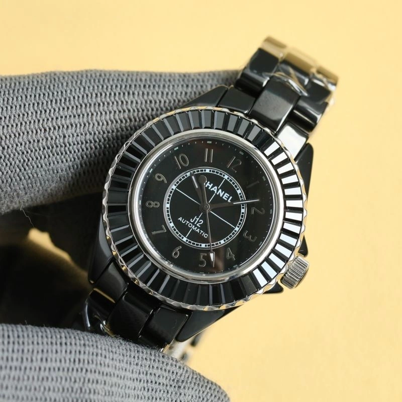 Chic CHANEL Watches 181312
