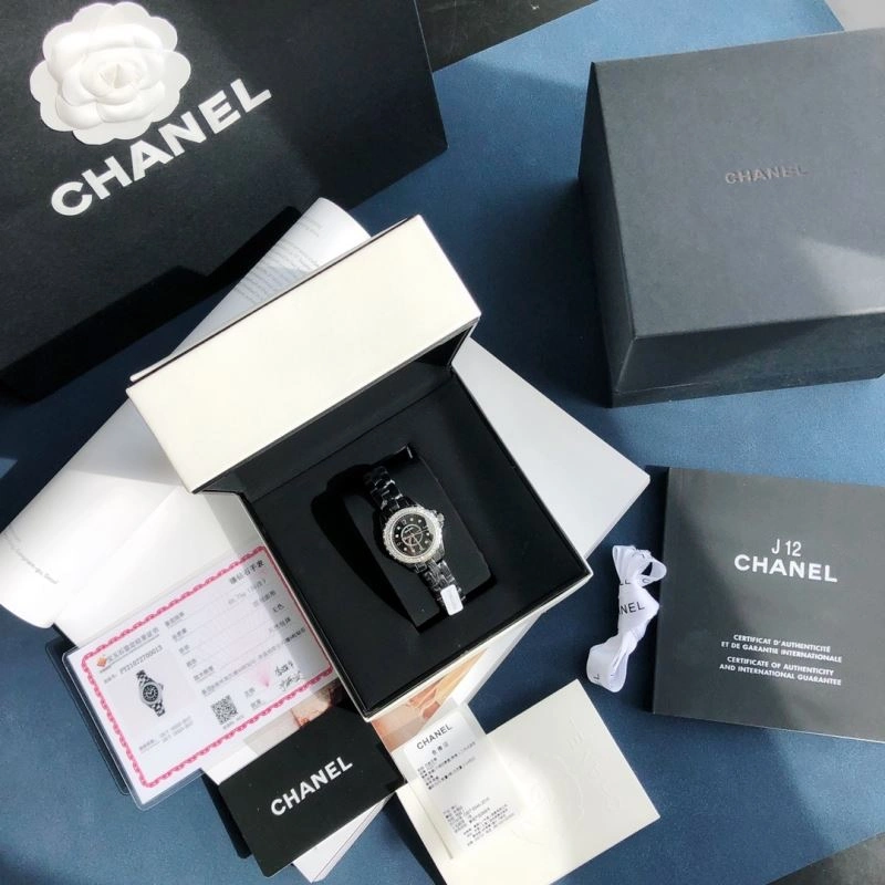 Popular CHANEL Watches 181279