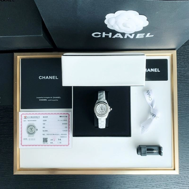 CHANEL Watches FashionForward 181296