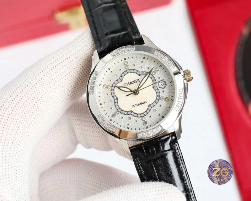 Functional CHANEL Watches 181270