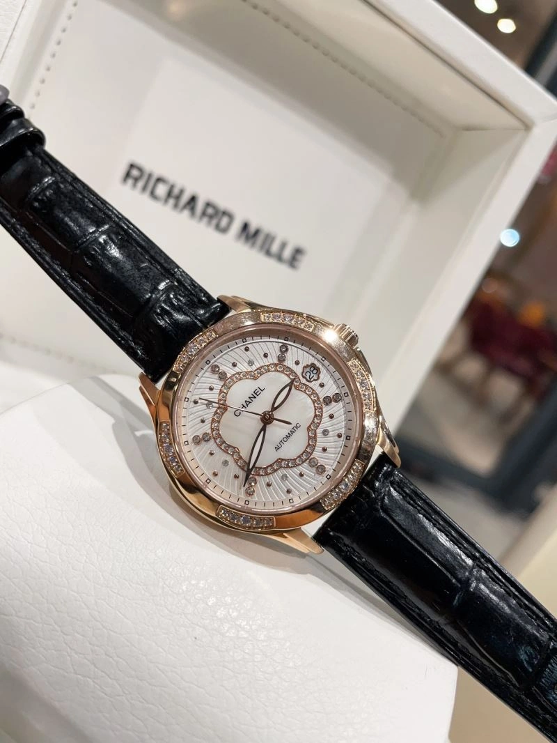 NewStyle CHANEL Watches 181261