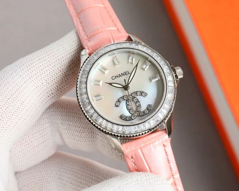 CHANEL Watches OnTrend 181237
