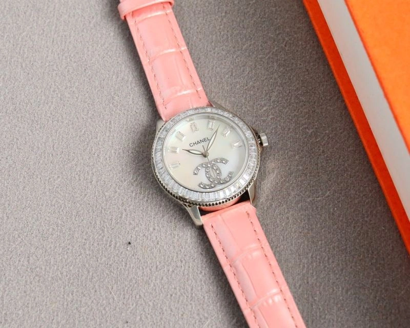 CHANEL Watches OnTrend 181237