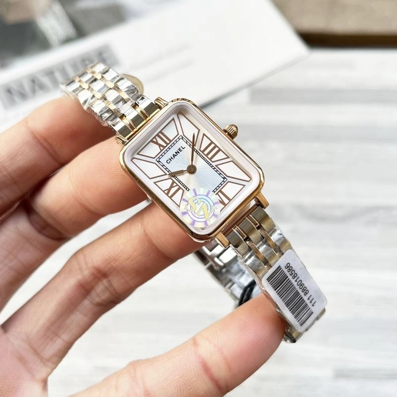 Stylish CHANEL Watches 181233
