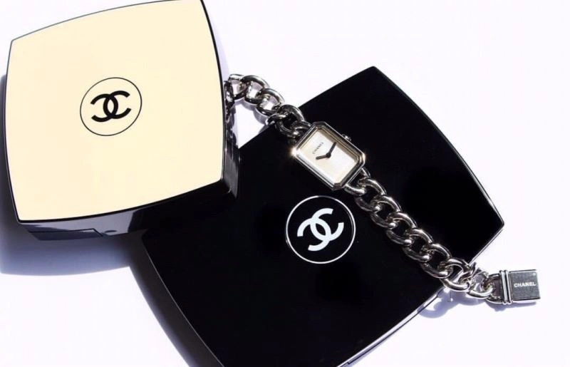 CHANEL Watches Trendy 181192