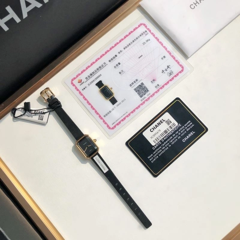 Chic CHANEL Watches 181214