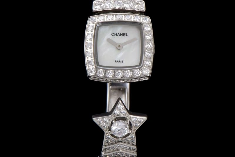 CHANEL Watches GoodFit 181177