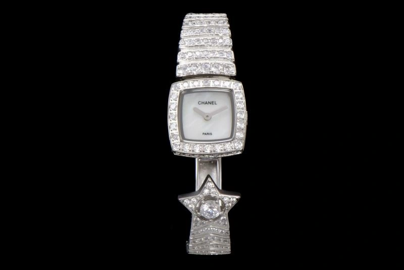 CHANEL Watches Durable 181176