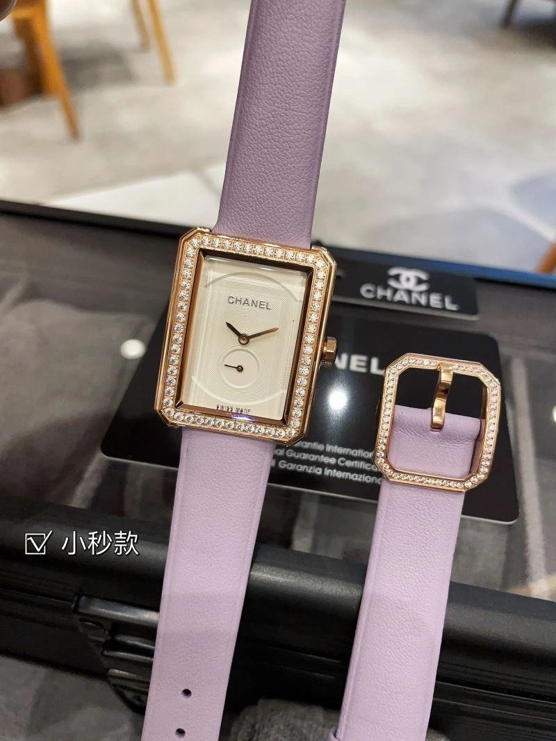 Sporty CHANEL Watches 181165