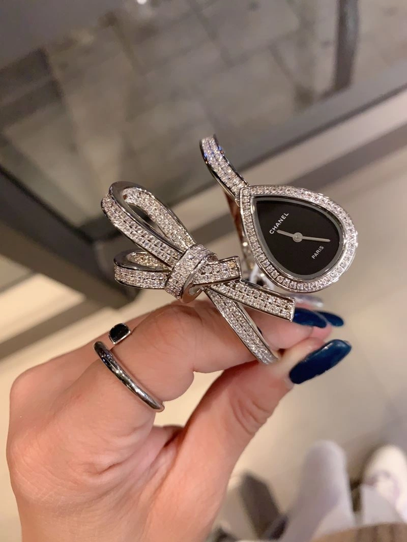 Packable CHANEL Watches 181152