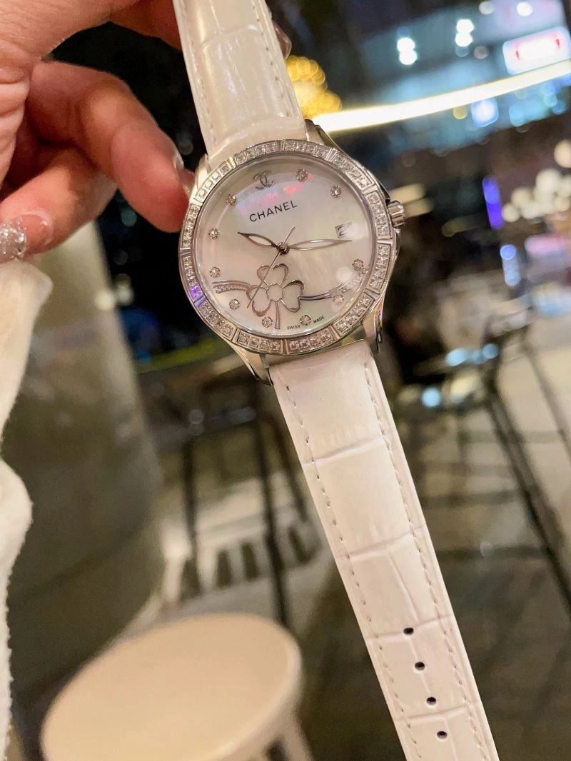 Trendsetting CHANEL Watches 181424