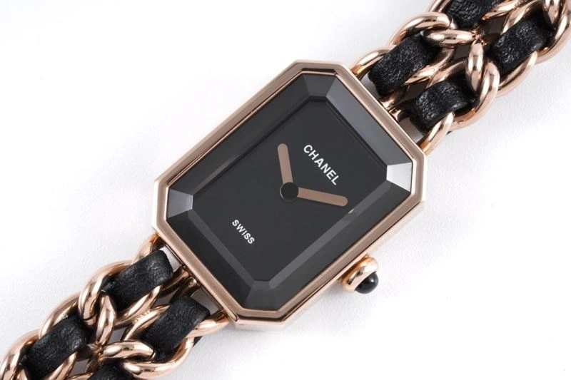 Lightweight CHANEL Watches 181373