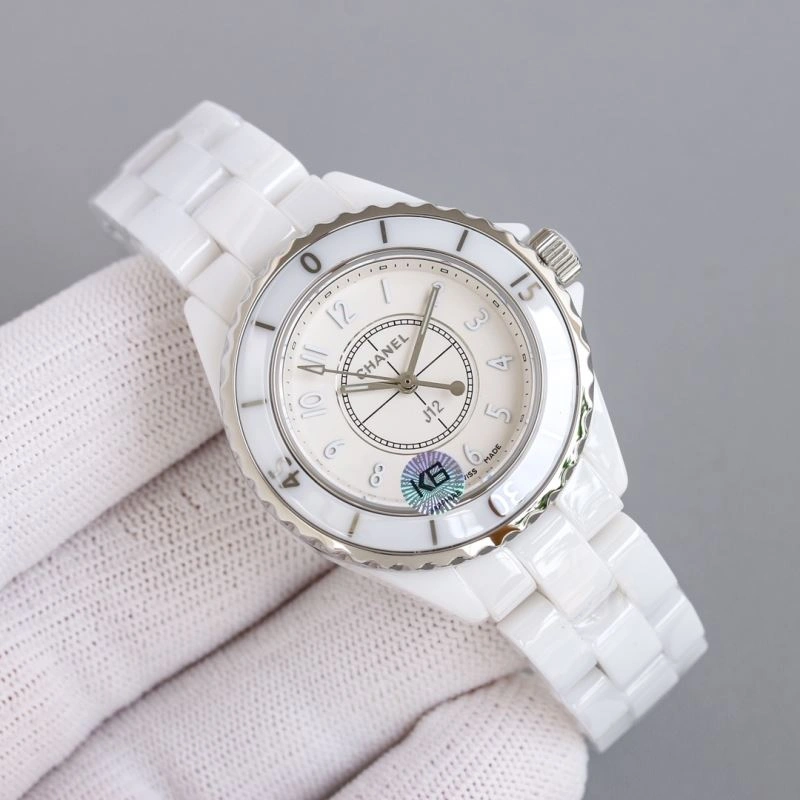 Neat CHANEL Watches 181361