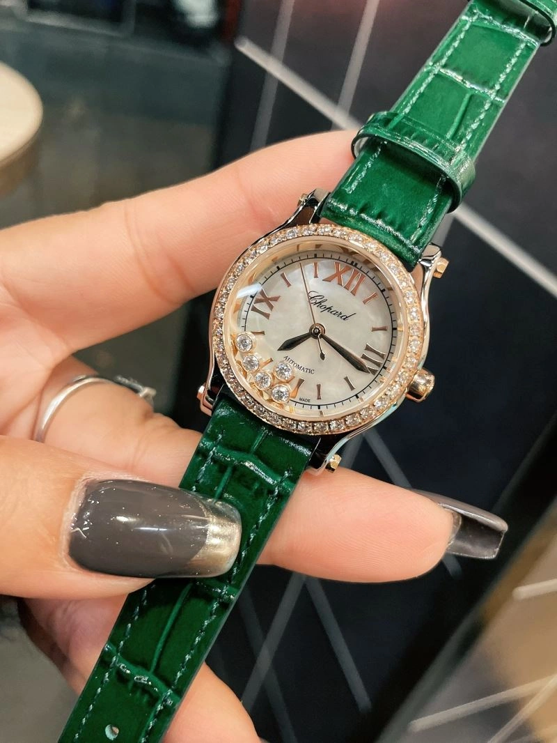 Lightweight CHOPARD Watches 181945
