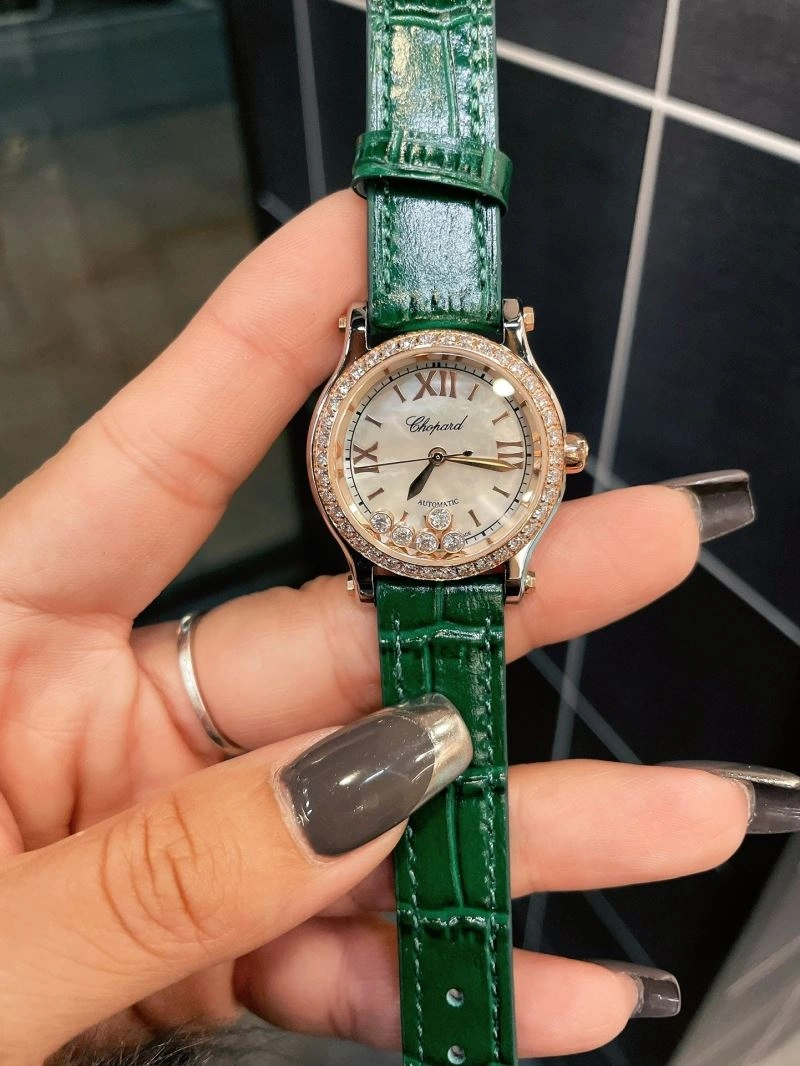 Lightweight CHOPARD Watches 181945