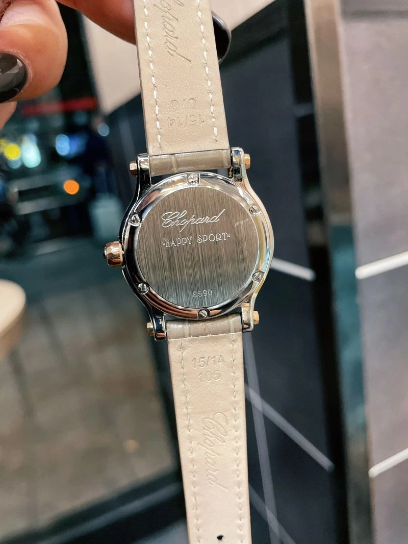 Snug CHOPARD Watches 181921