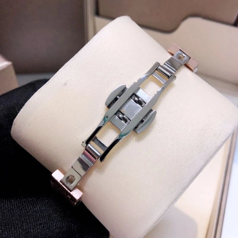 Stylish CHOPARD Watches 181902