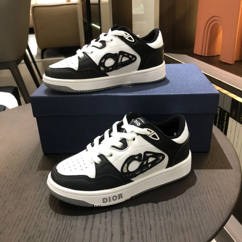 CHRISTIAN DIOR SHOES Trendsetting 29828